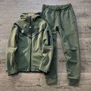 Conjunto Nike NSW Tech Fleece
